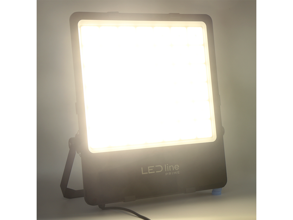 FLOODLIGHT 4000K 600W 84000lm 30° IP66 PRIME