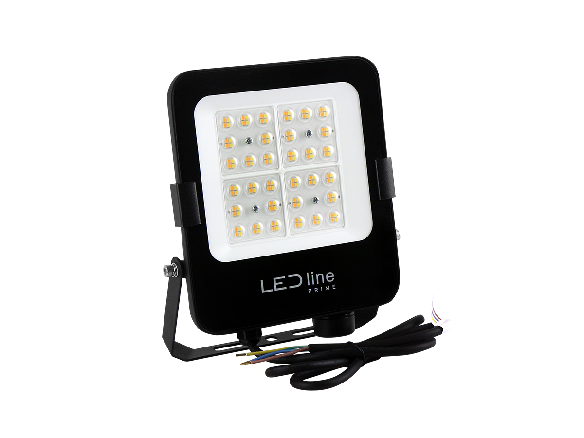 FLOODLIGHT 3CCT (3K/4K/5K) 30W 4200lm 30° IP66 PRIME