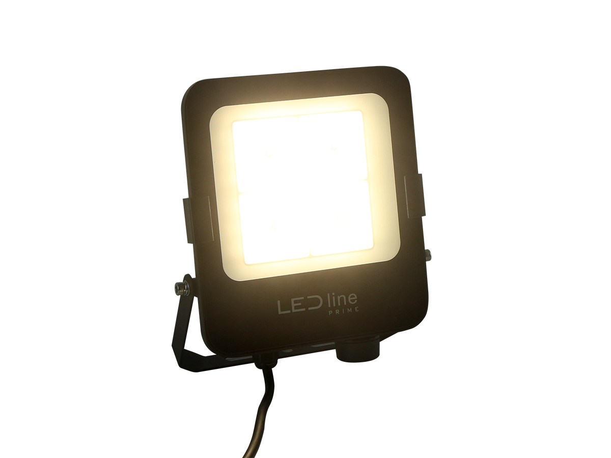 FLOODLIGHT 3CCT (3K/4K/5K) 30W 4200lm T2 IP66 PRIME